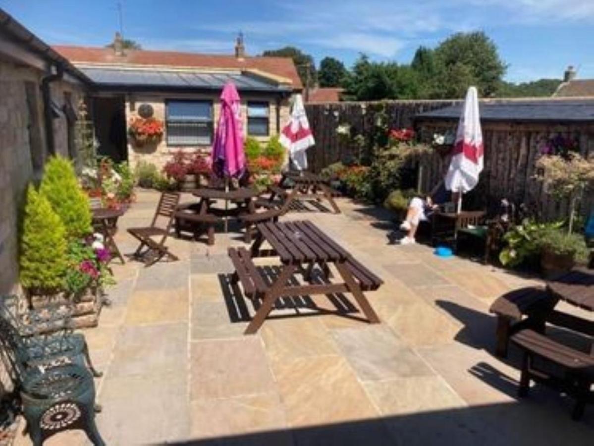 לינה וארוחת בוקר Norham The Masons Arms מראה חיצוני תמונה